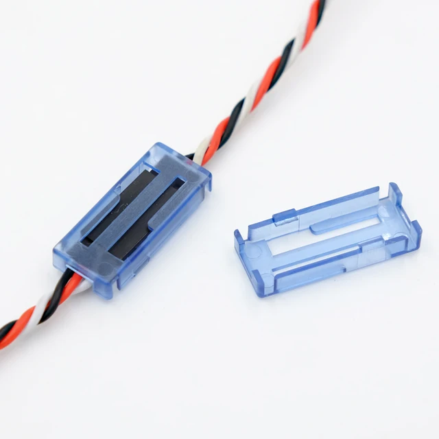 Toy-Model-Servo-Connector-Safety-Lock-Clip-Futaba-JR-Connector-Lock.jpg_640x640.jpg