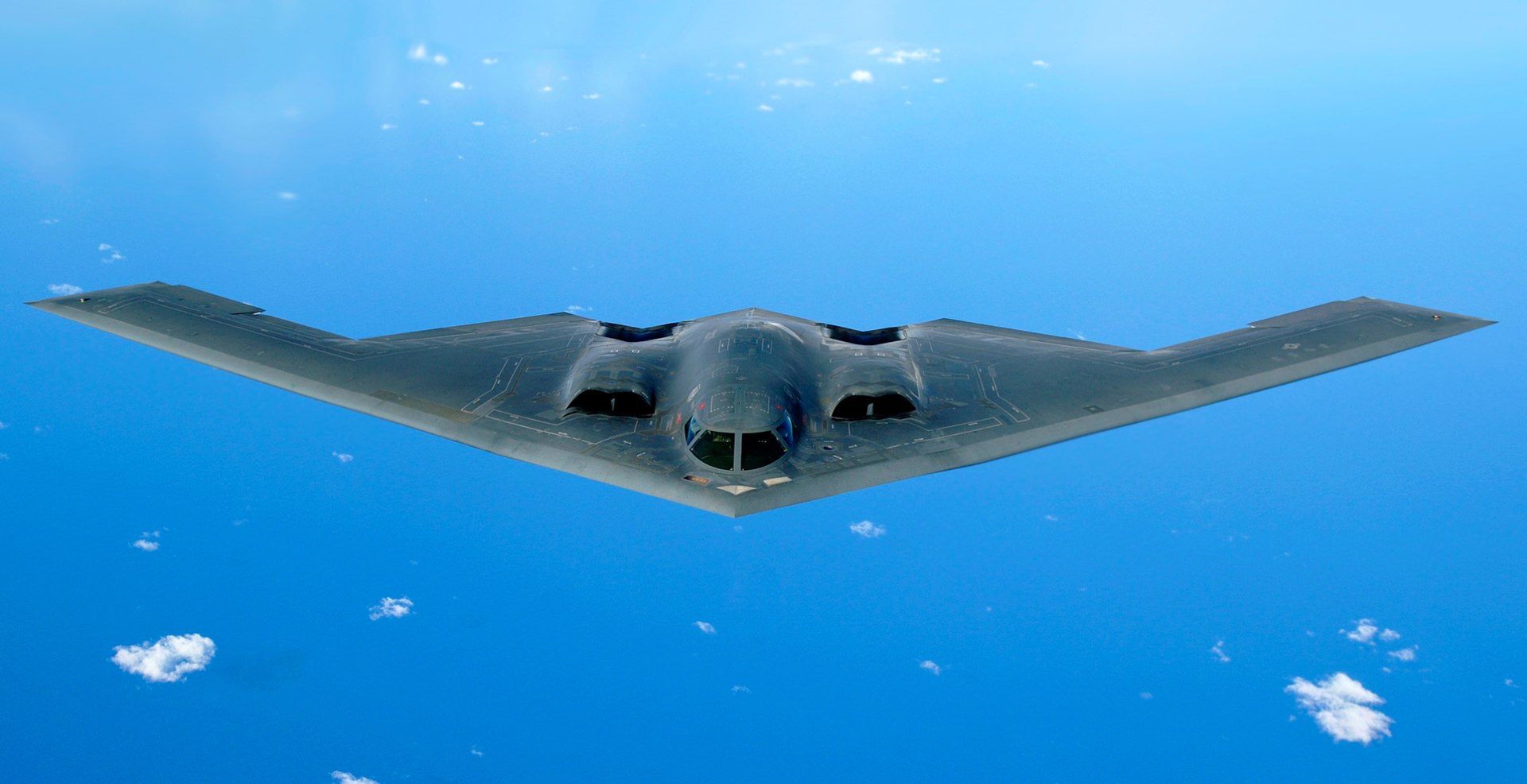 1920px-B-2_Spirit_%28cropped%29.jpg